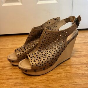 Dr. Scholl's Tan Wedge Shoes with Perforated Design
